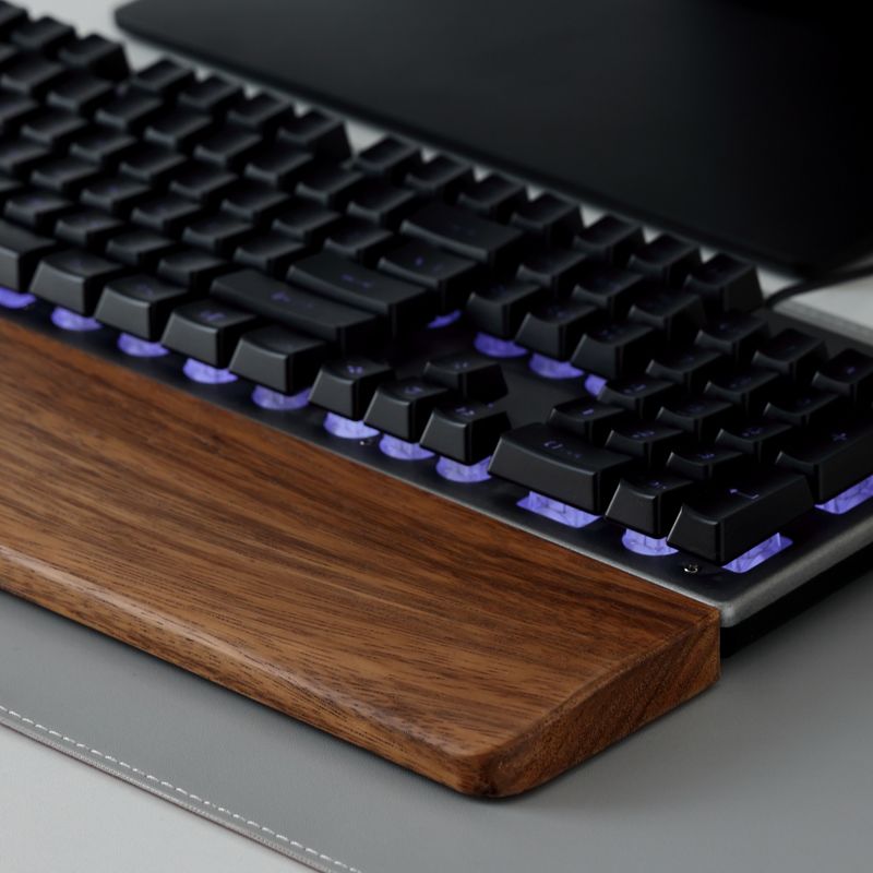 Solid Wood Keyboard Palm Rest  - đánh giá và giá Gaming Keyboard Nearby
